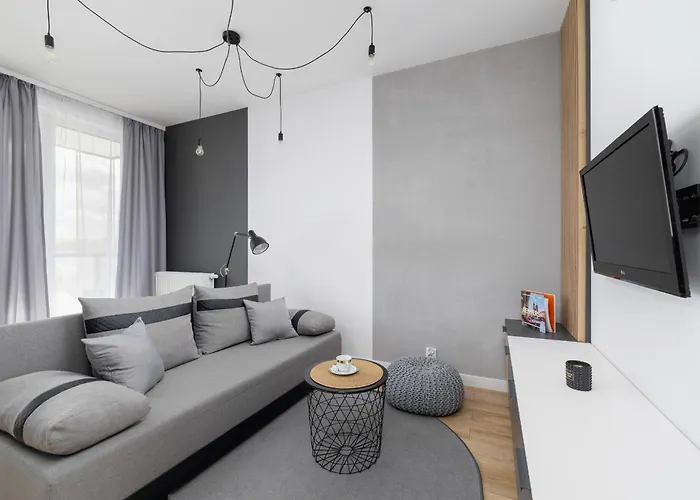 Elegant In Cracow With Balcony, Parking And Desk By Noclegi Renters